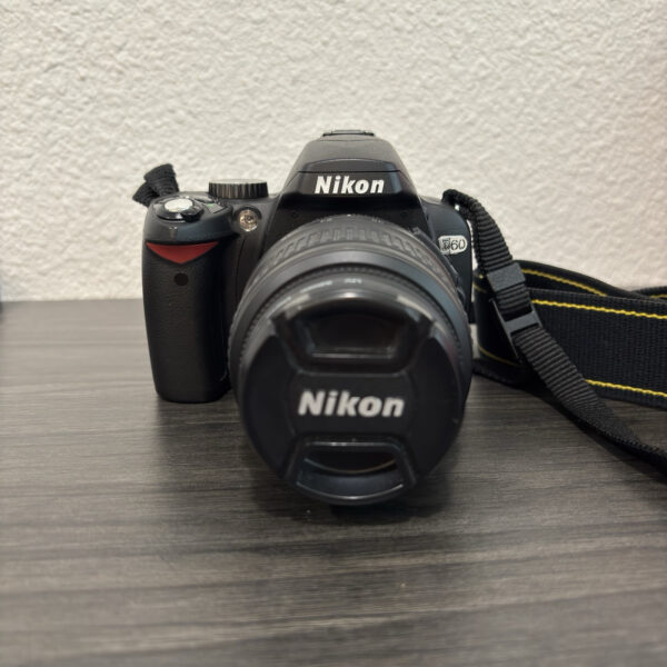 Nikon D60 10MP Digital SLR DSLR Camera W/ AF-S Nikkor 18-55mm F/3.5-5.6 G Lens - Image 2