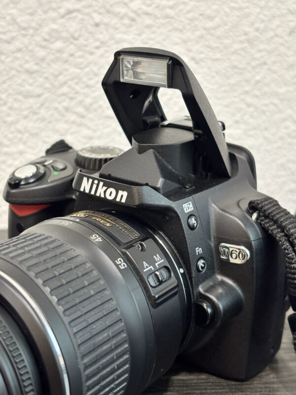 Nikon D60 10MP Digital SLR DSLR Camera W/ AF-S Nikkor 18-55mm F/3.5-5.6 G Lens - Image 13