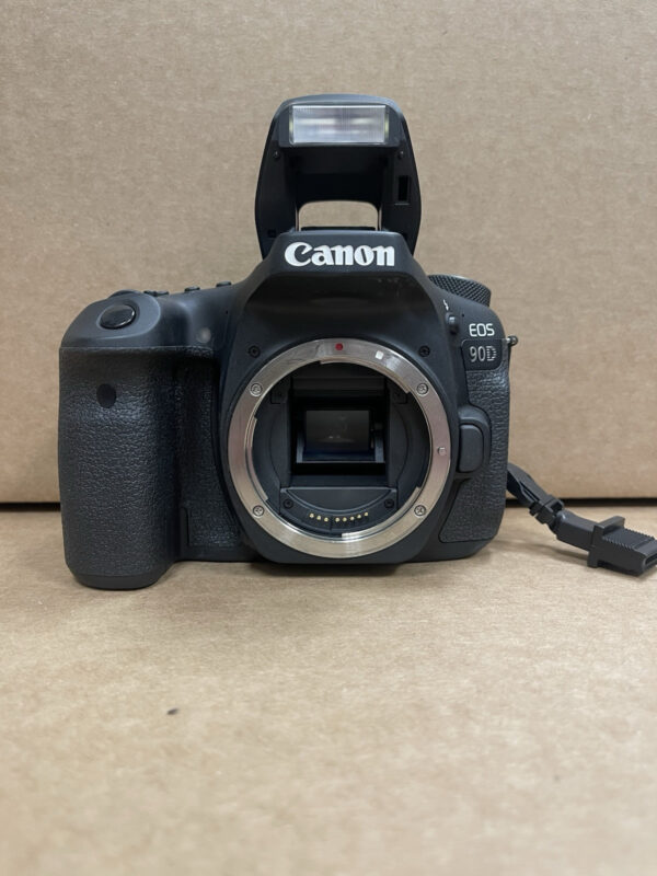 Canon EOS 90D DSLR Camera Body LCD Display 4K 32.5Mp Black Excellent Condition!