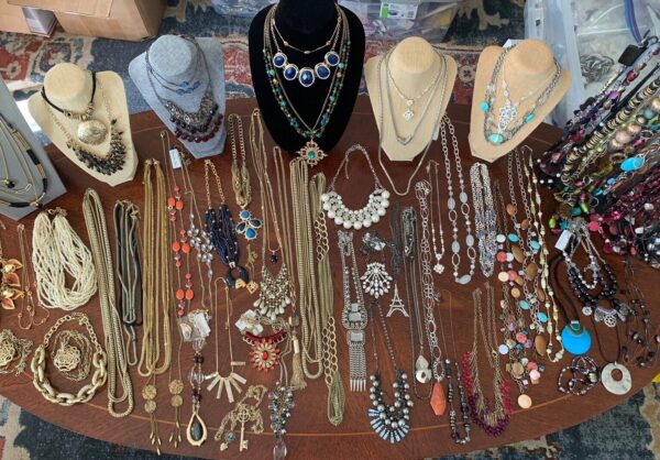 1/2 Pound Vintage To Modern FASHION JEWELRY Lot All Wearable!! READ DESCRIPTION